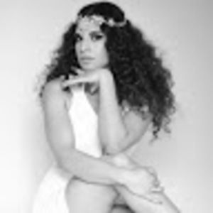 Meet your Posher, Alejandra